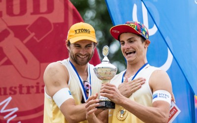 Seidl/Waller and Straussis champions in Austria